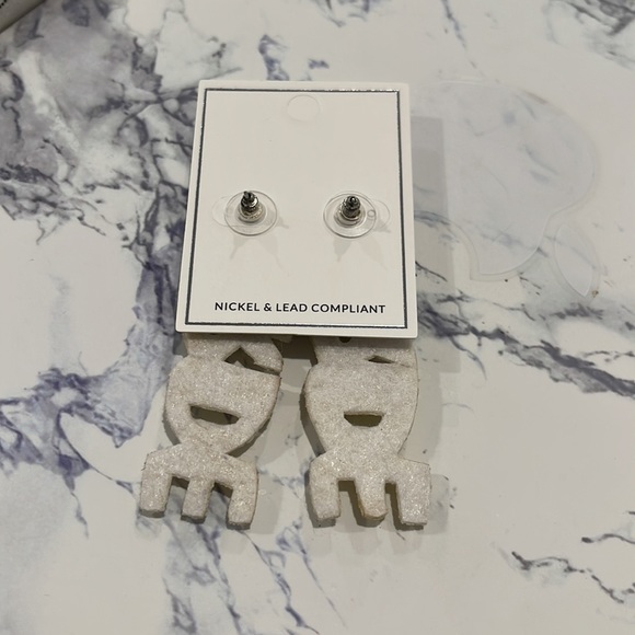 NEW 💥Bridal Gift💥 Pearl Crystal Rhinestone Bride to Be Drop Statement Earrings - Picture 2 of 4